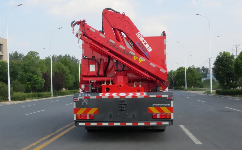 1702003433111882.jpg JDF5130TXFJY90-Z6汕德卡搶險(xiǎn)救援消防車(chē)01 (6)(1).jpg