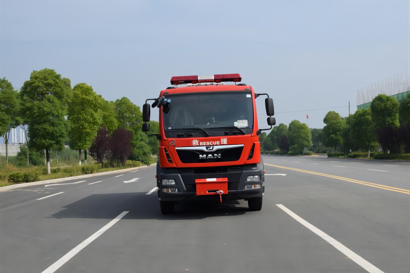 1715220864139160.jpg MAN壓縮空氣泡沫消防車04(1).jpg